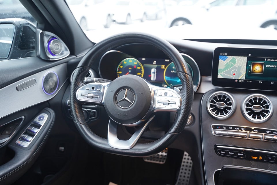 Mercedes C300 d 2,0 AMG Line stc. aut. 5d