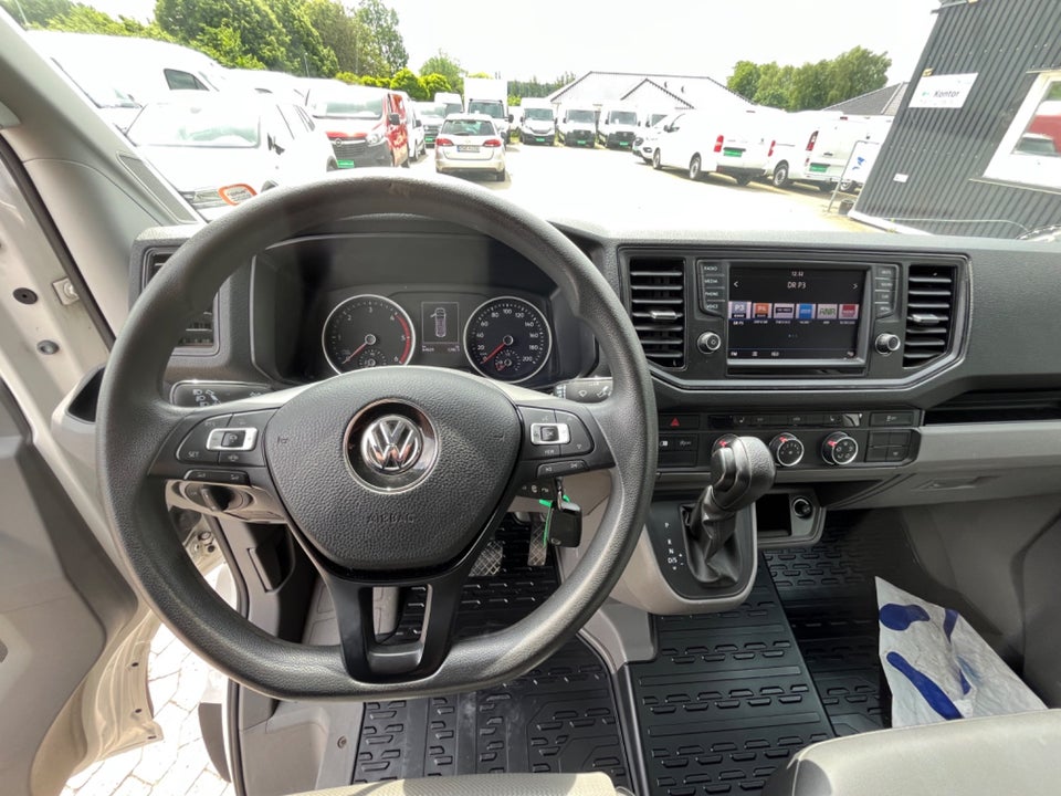 VW Crafter 35 2,0 TDi 177 Kassevogn L3H3 aut.