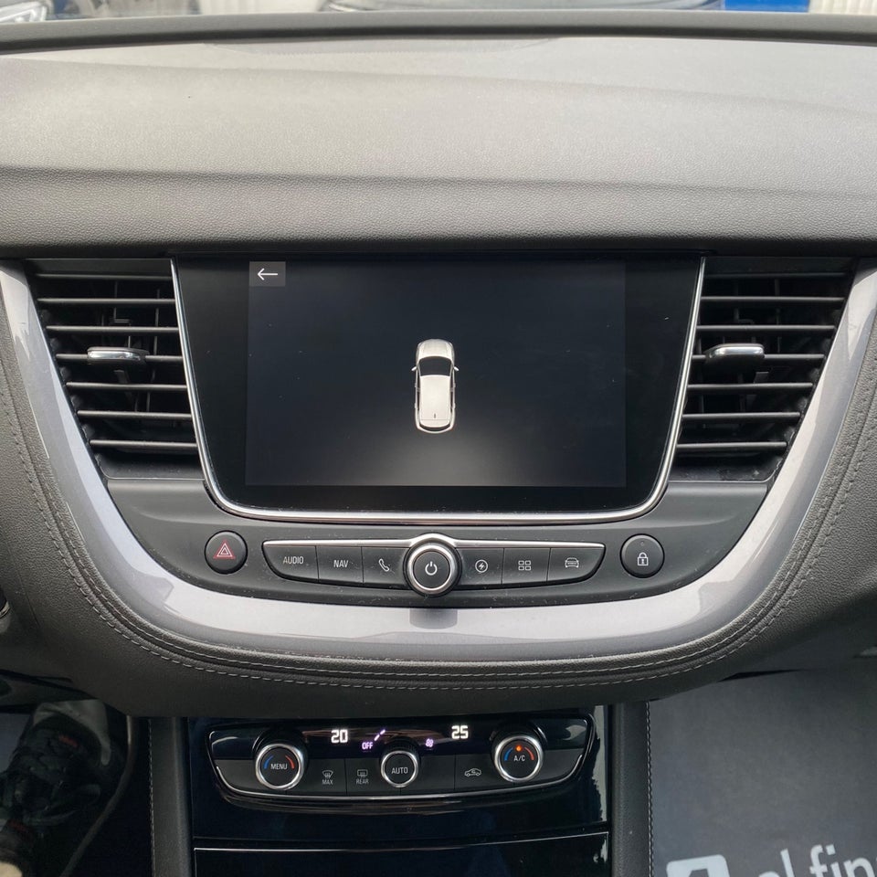 Opel Grandland X 1,6 Hybrid4 Exclusive aut. 5d