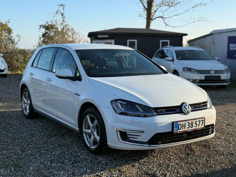 VW Golf VII 1,4 GTE DSG 5d