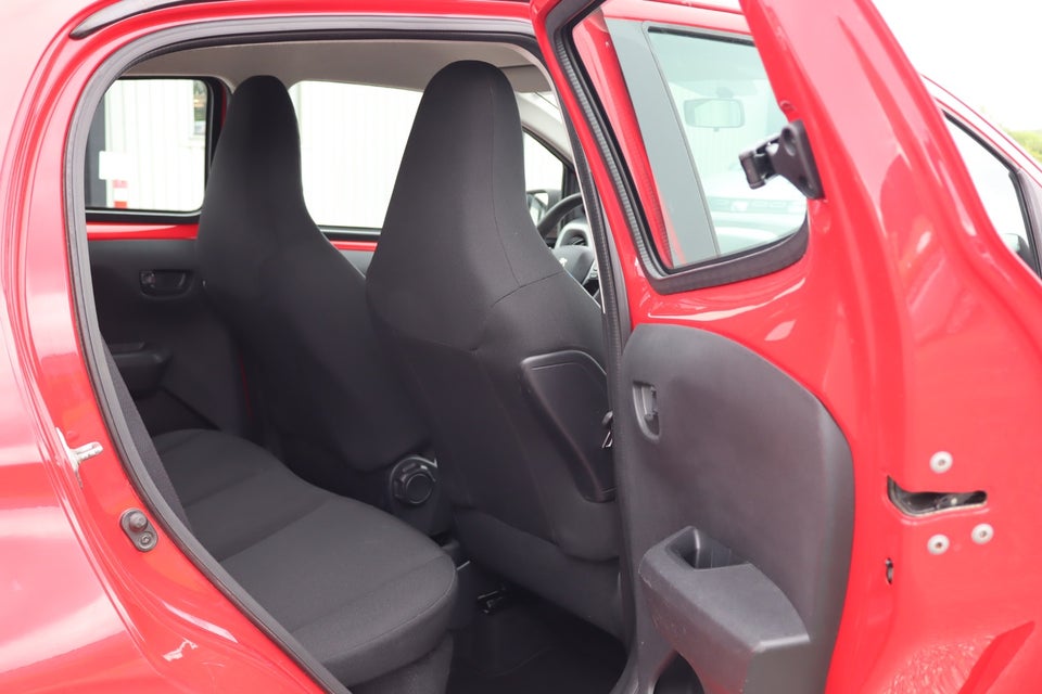 Peugeot 108 1,0 e-VTi 69 Allure 5d