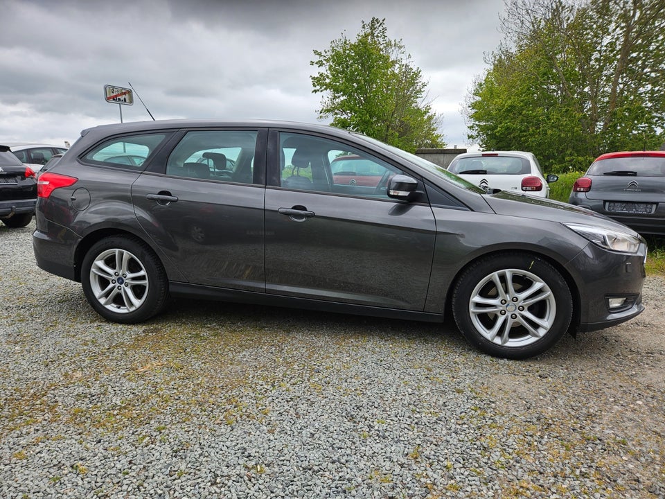 Ford Focus 1,0 SCTi 125 Business stc. 5d