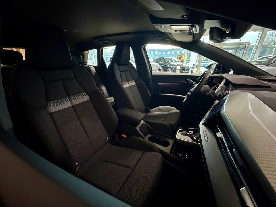 Audi Q4 e-tron 40 Attitude 5d