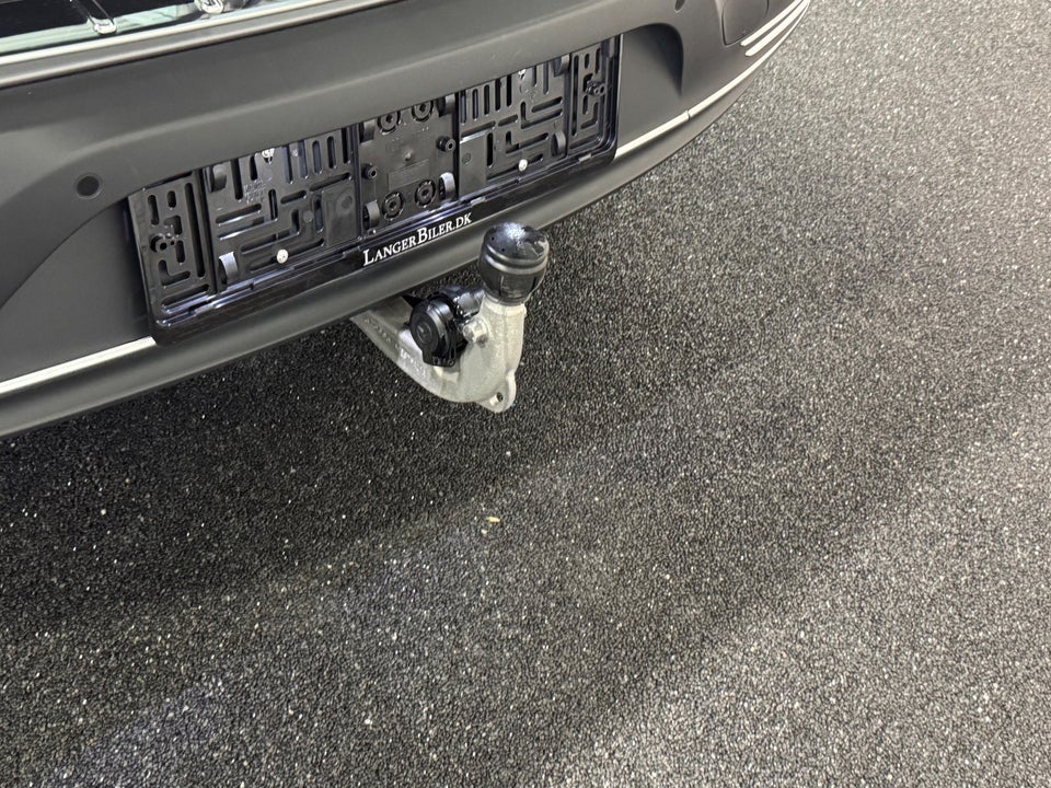 Mercedes EQA300 Progressive 4Matic 5d