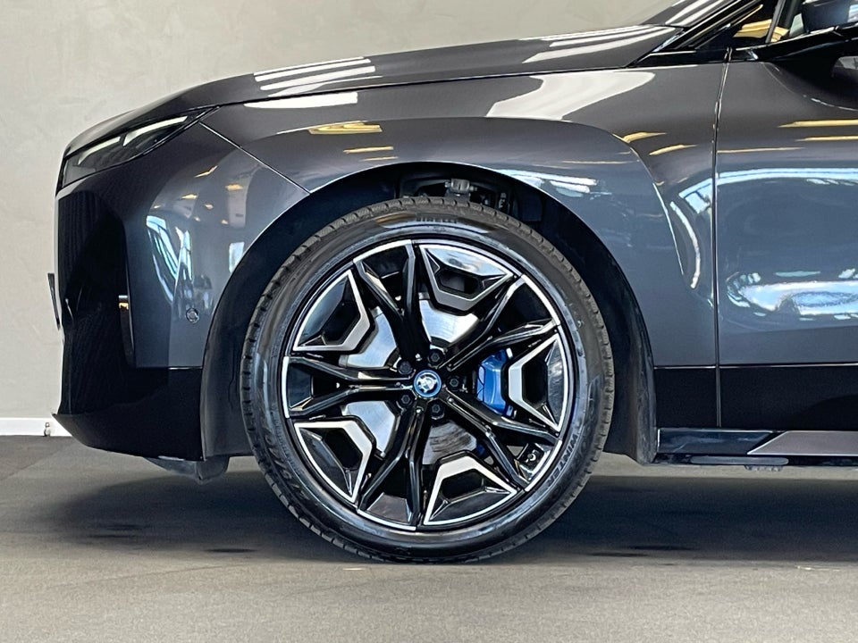 BMW iX xDrive50 Supercharged 5d