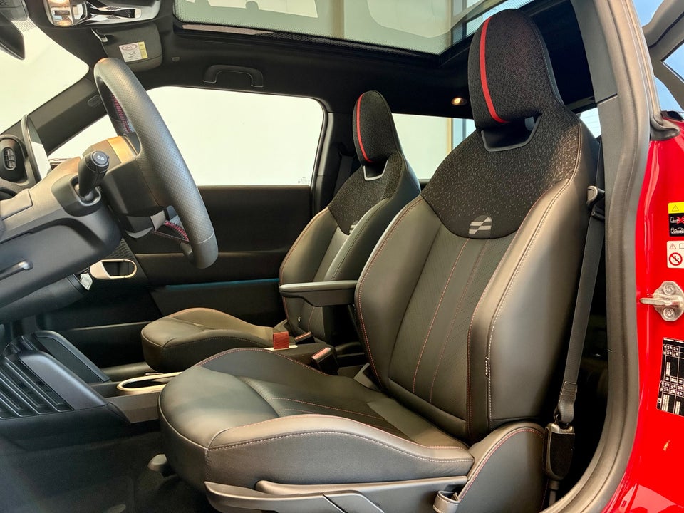 MINI Cooper SE JCW Trim M 3d