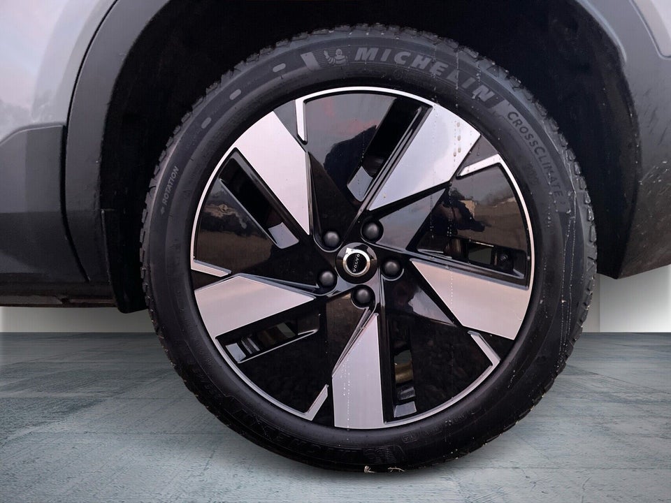 Volvo XC40 ReCharge Twin Plus 5d