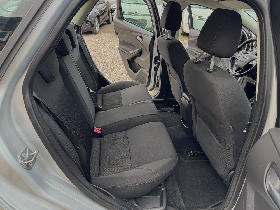 Ford Focus 1,0 SCTi 125 Business stc. 5d
