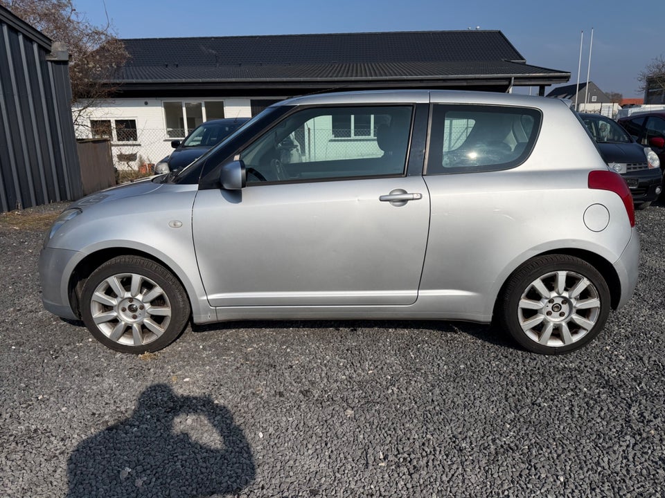Suzuki Swift 1,3 GL-A 3d