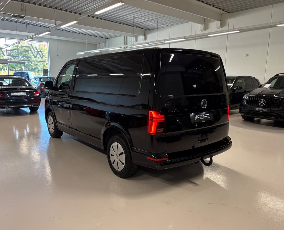 VW Transporter 2,0 TDi 150 Kassevogn DSG kort