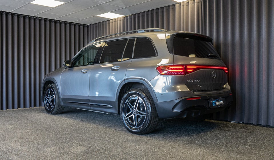 Mercedes EQB250+ AMG Line 7prs 5d