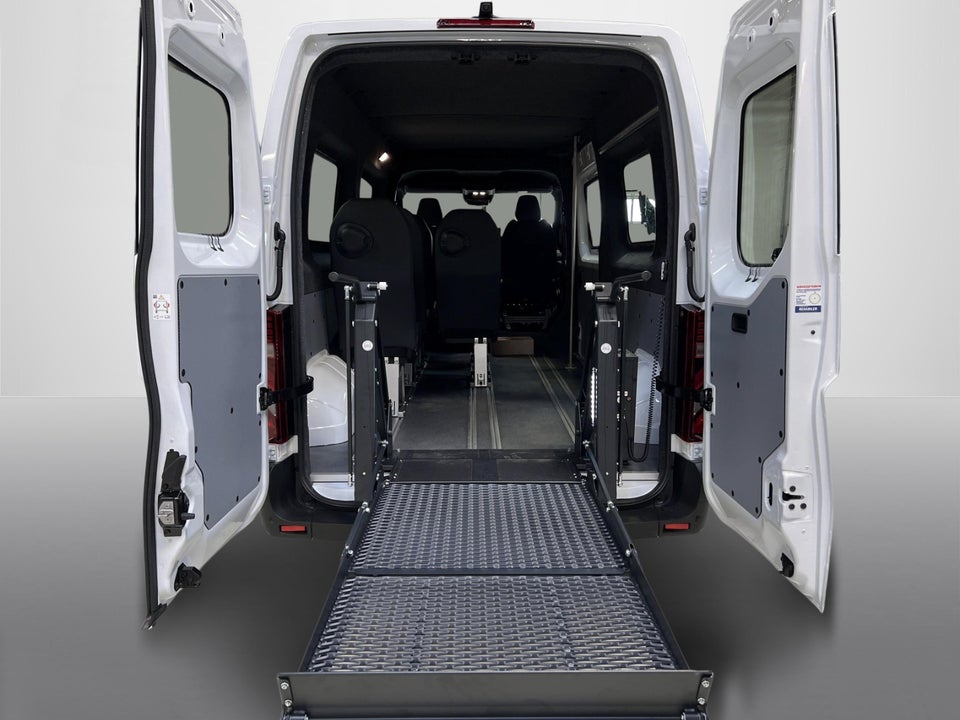 Renault Master V T35 87 E-Tech L3H2 Combi