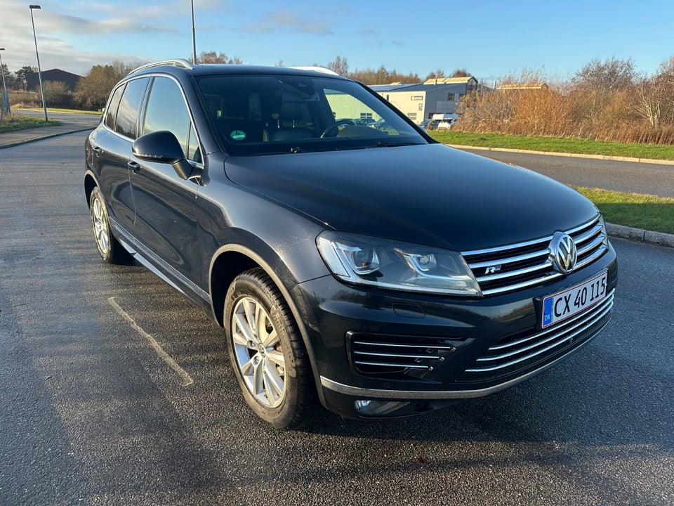 VW Touareg 3,0 V6 TDi 262 R-line Tiptr. 4Motion 5d