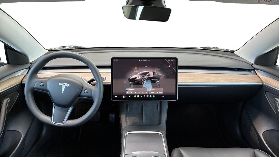 Tesla Model 3 Long Range RWD 4d