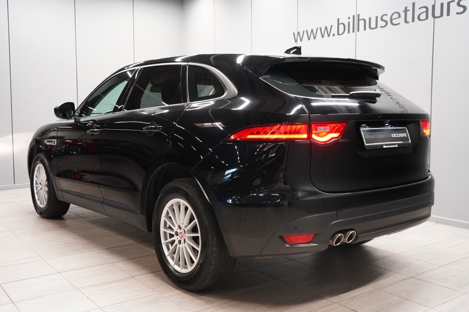 Jaguar F-Pace 2,0 D180 Pure aut. 5d