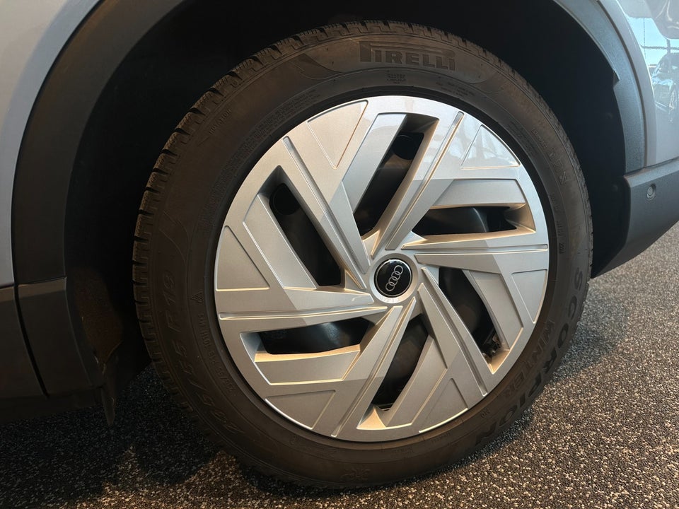 Audi Q4 e-tron 45 quattro 5d