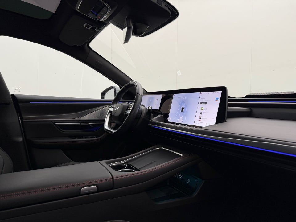 Xpeng P7 Long Range 4d