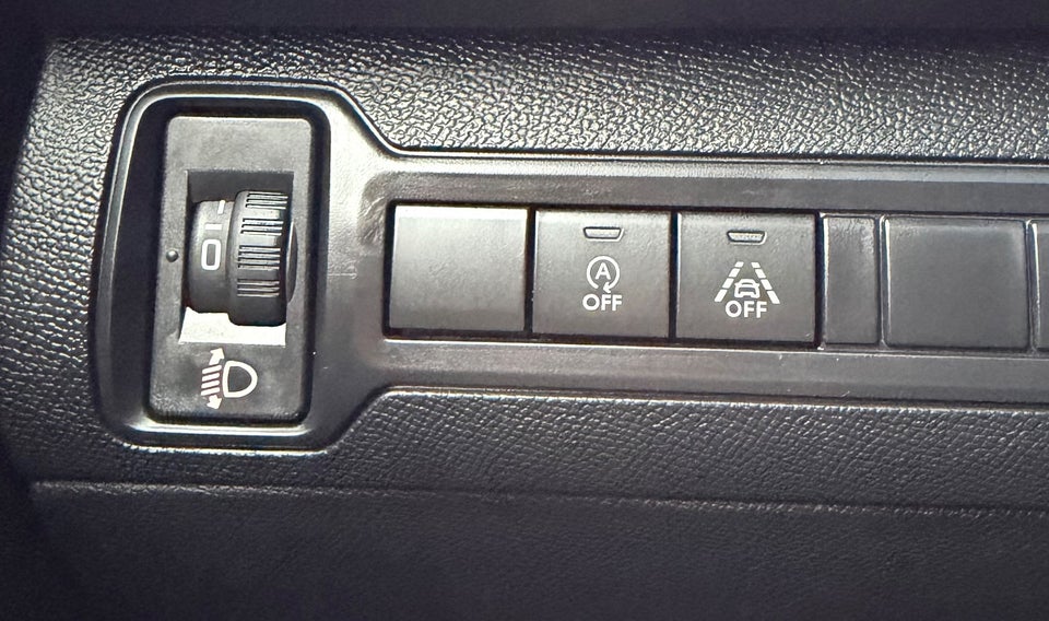 Peugeot 308 1,5 BlueHDi 130 Prestige Sky 5d