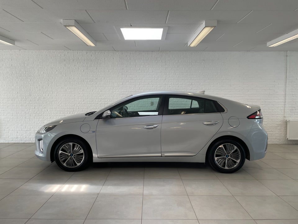 Hyundai Ioniq 1,6 PHEV Premium+ DCT 5d