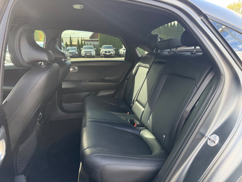 Hyundai Ioniq 6 77 Ultimate AWD 4d
