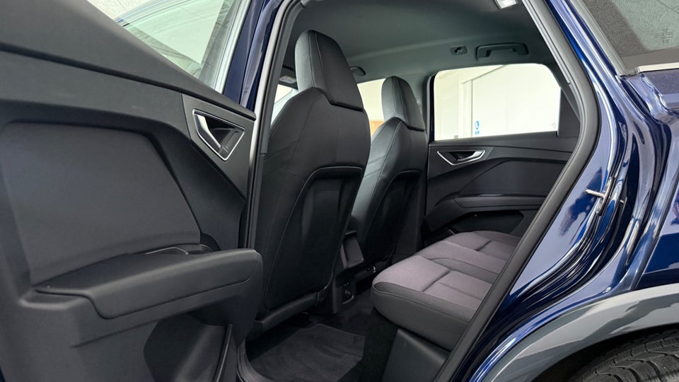 Audi Q4 e-tron 45 S-line 5d
