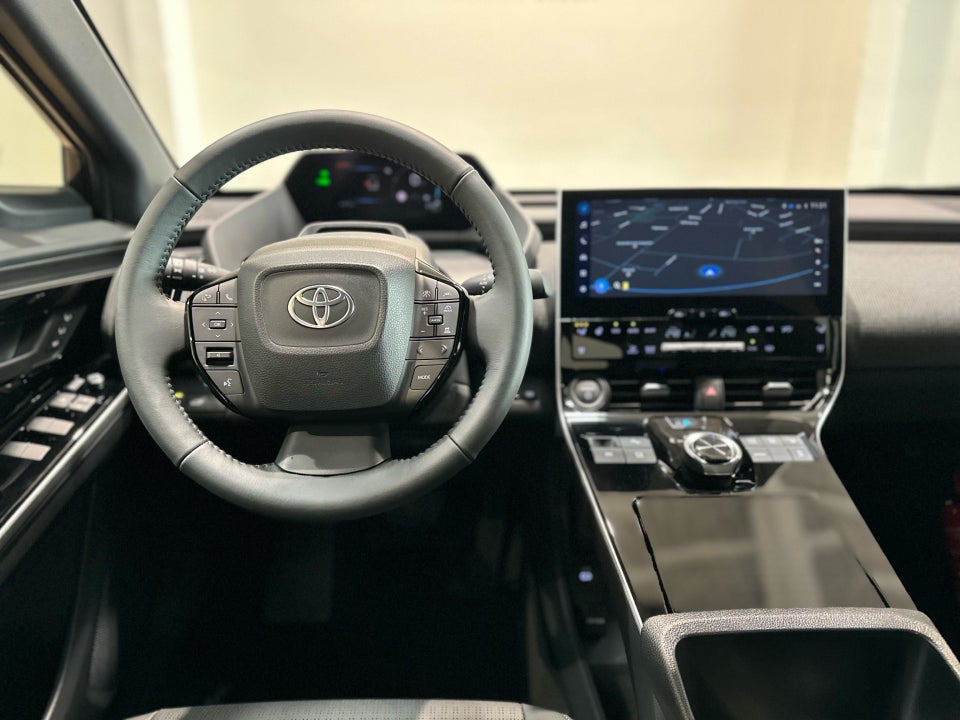 Toyota bZ4X Executive 5d