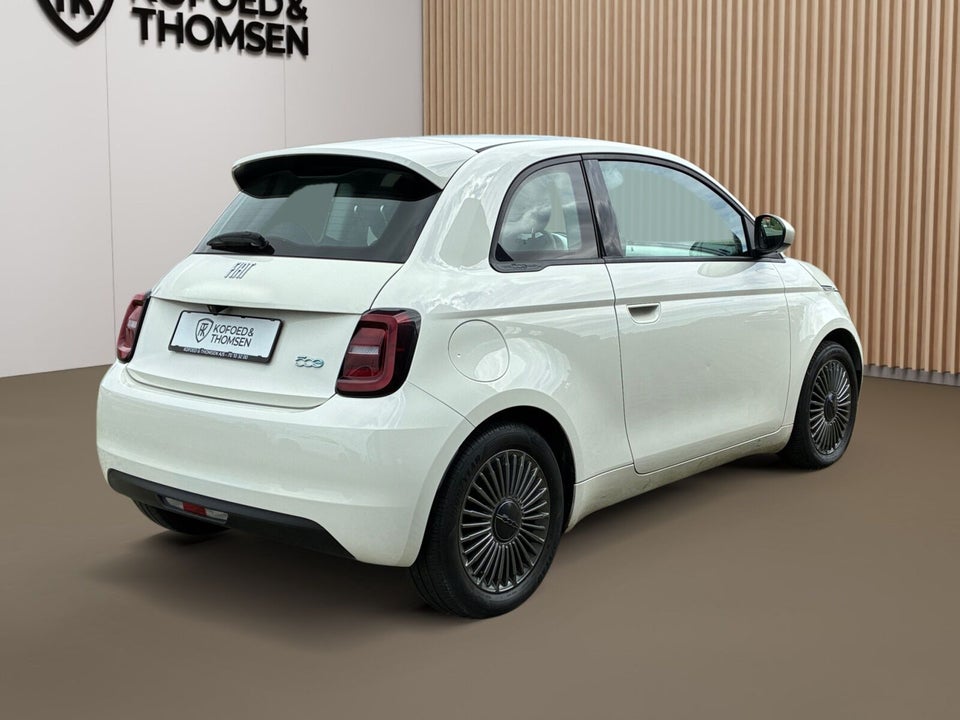 Fiat 500e 42 Icon 3d