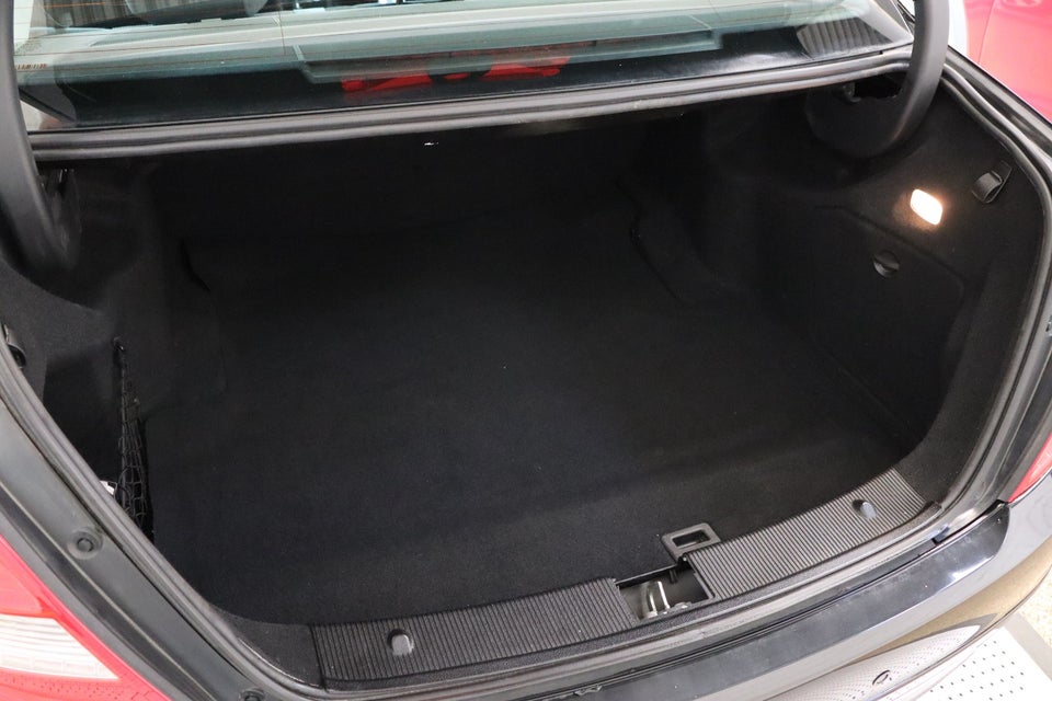 Mercedes C200 2,2 CDi BE 4d