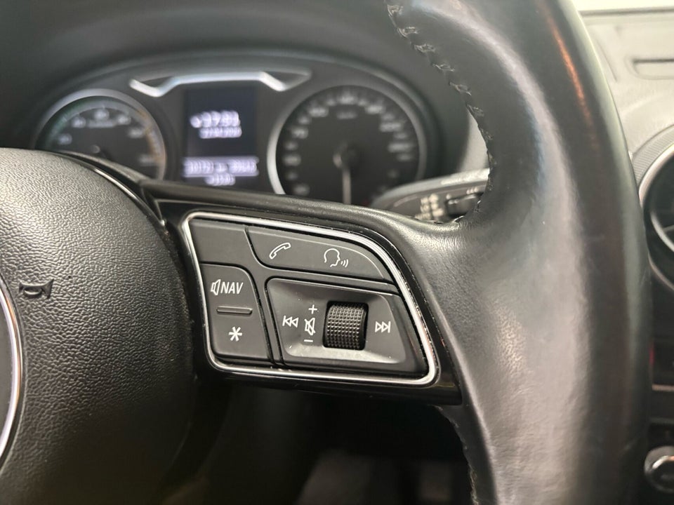 Audi A3 1,4 e-tron Sportback S-tr. 5d