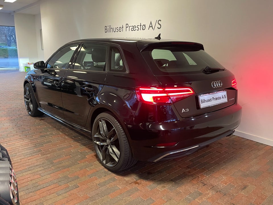 Audi A3 1,4 e-tron Sportback S-tr. 5d