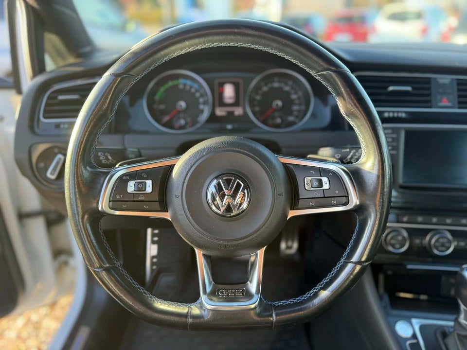 VW Golf VII 1,4 GTE DSG 5d