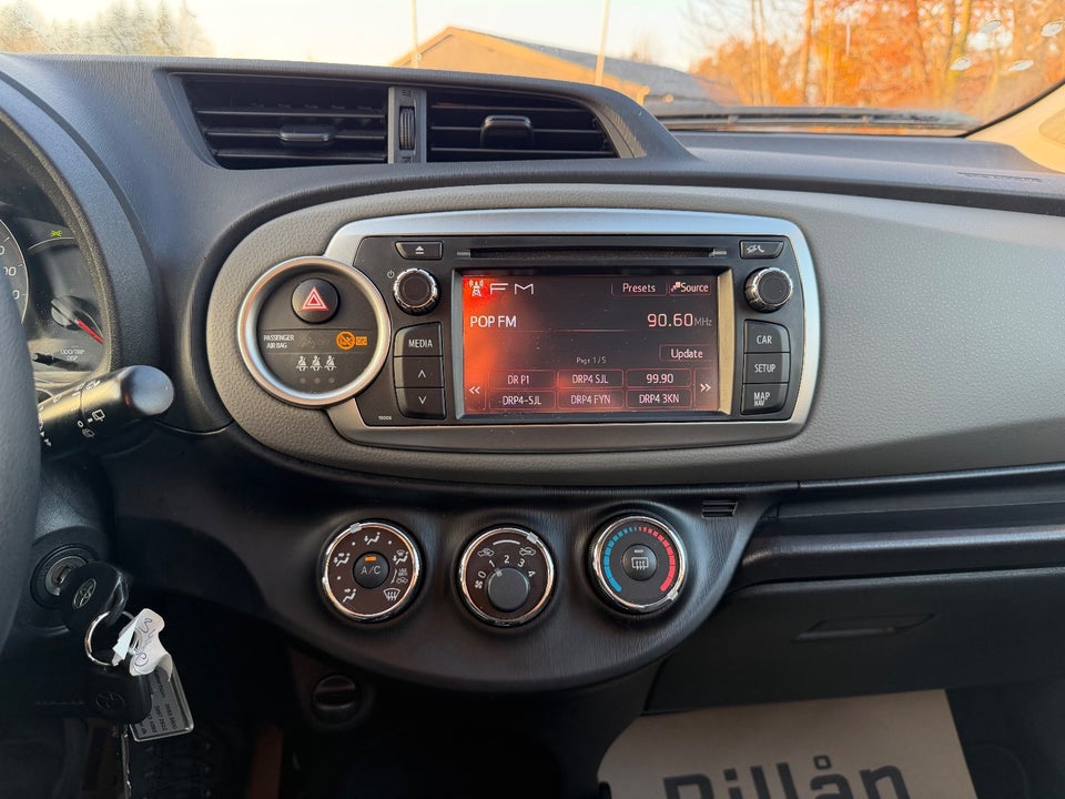 Toyota Yaris 1,3 VVT-i T2 5d