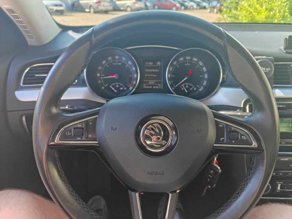 Skoda Superb 1,6 TDi 105 Ambition Combi GreenLine 5d