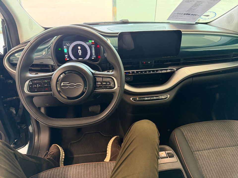Fiat 500e 42 Icon 3d
