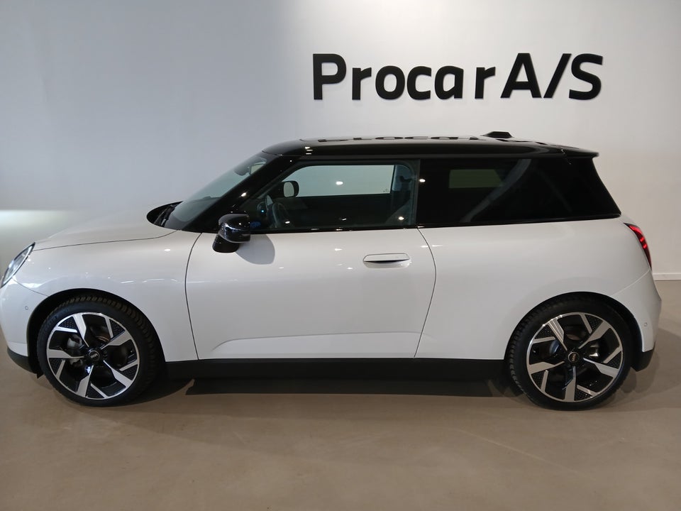 MINI Cooper SE Classic Trim M 3d