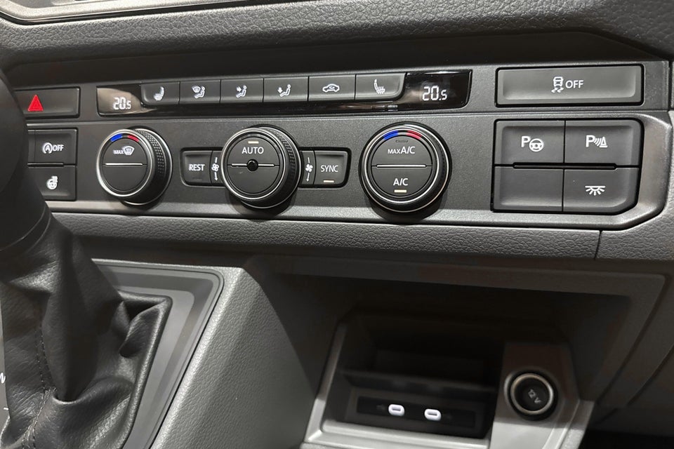 VW Crafter 35 2,0 TDi 177 Kassevogn L3H3 aut.