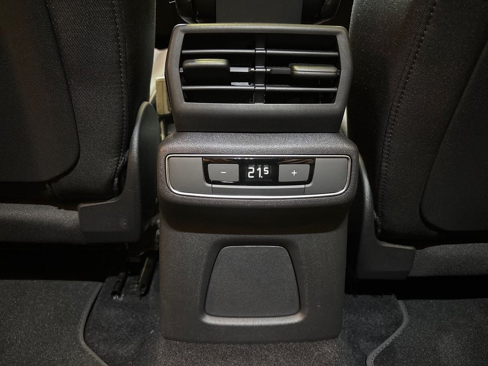 Audi Q4 e-tron 40 Attitude 5d