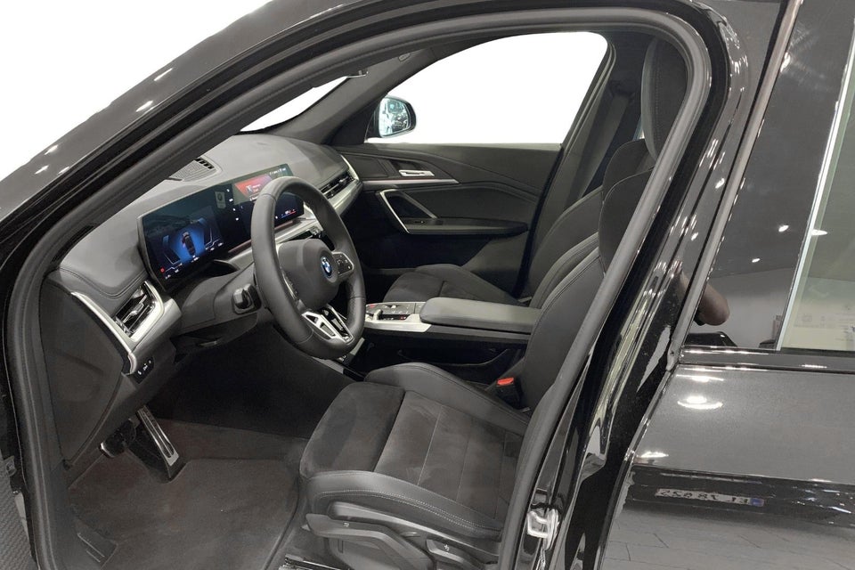 BMW iX1 eDrive20 M-Sport 5d