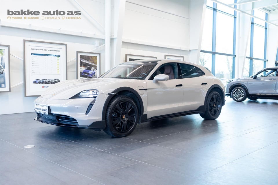 Porsche Taycan 4S Performance+ Cross Turismo 5d