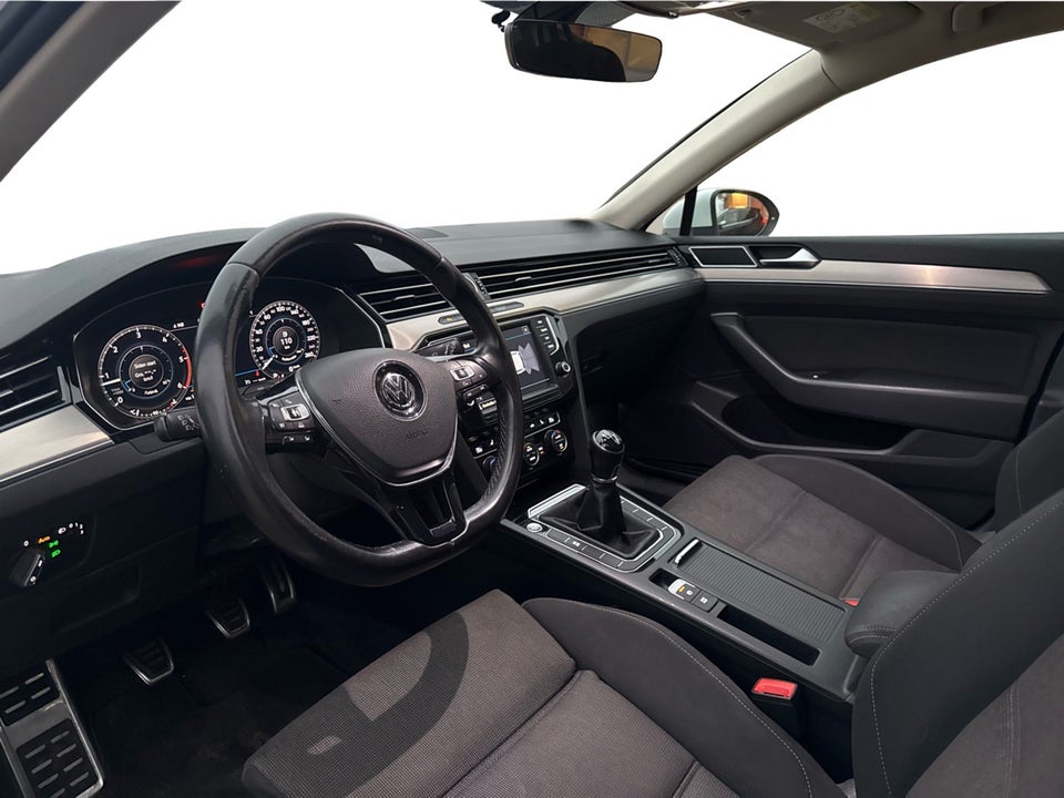 VW Passat 1,6 TDi 120 Comfortline Variant 5d