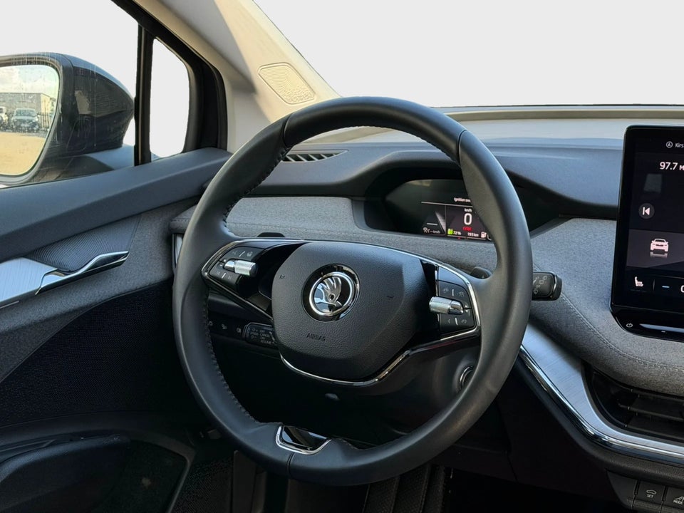 Skoda Enyaq 60 iV Loft 5d