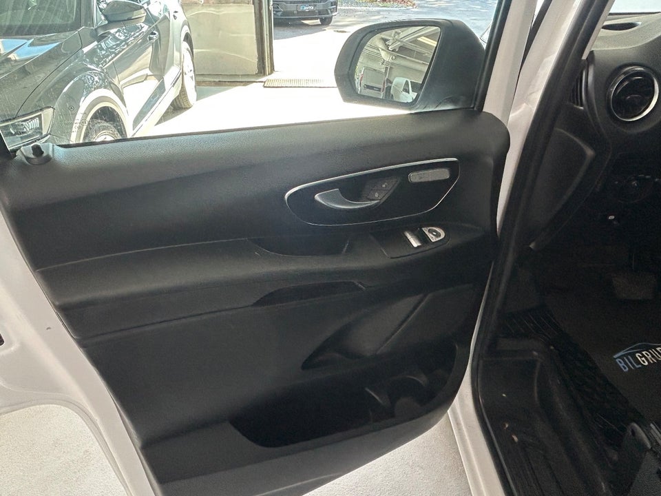 Mercedes Vito 114 2,0 CDi Kassevogn aut. L RWD