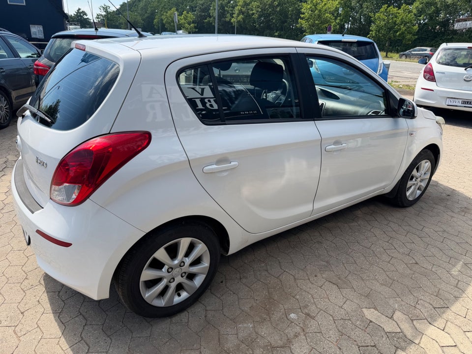 Hyundai i20 1,25 Classic XTR 5d