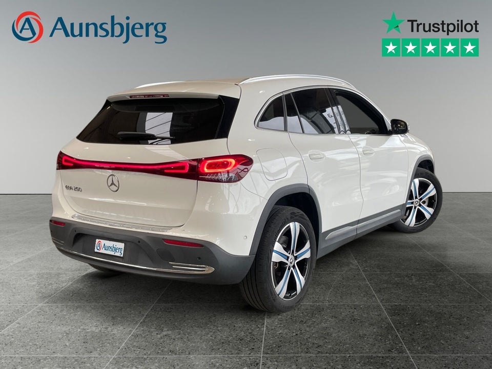 Mercedes EQA250 Progressive 5d
