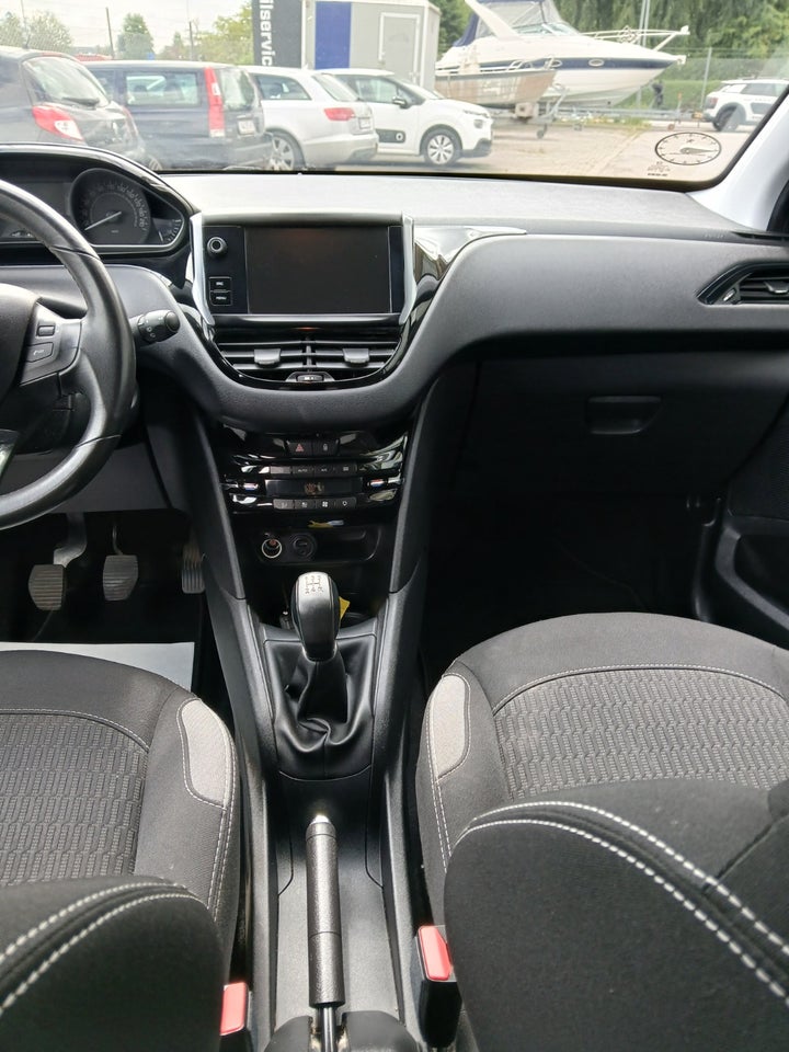 Peugeot 208 1,6 BlueHDi 100 Allure 5d