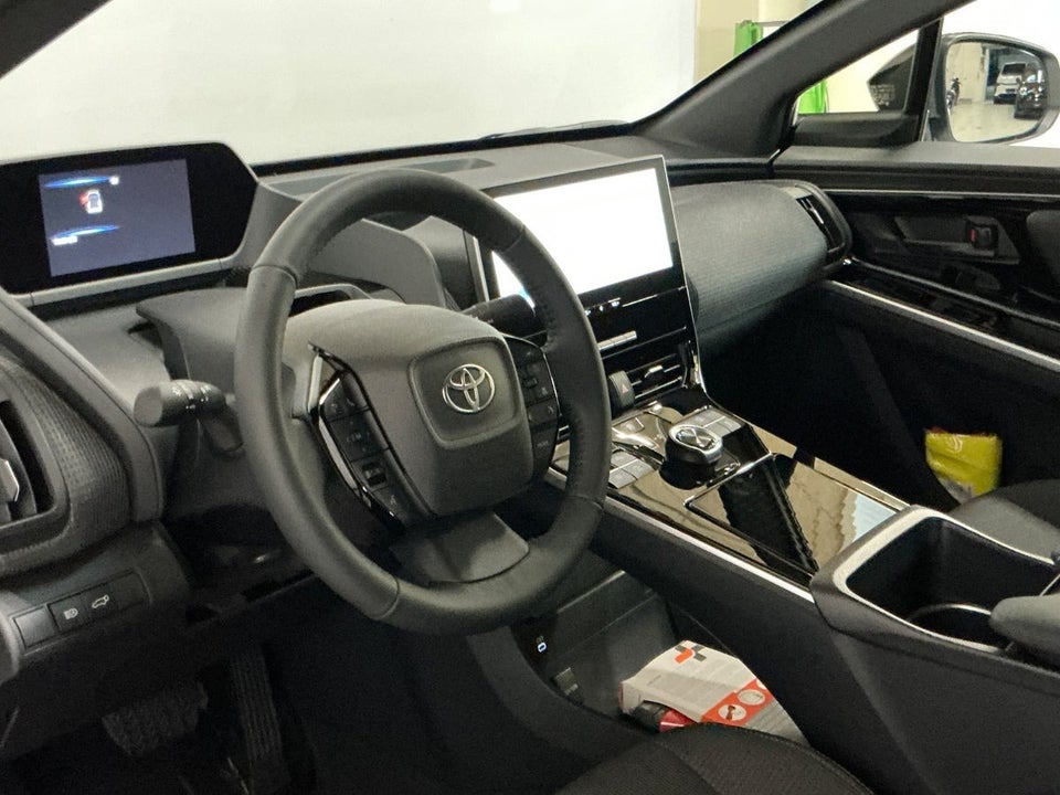 Toyota bZ4X 73 Active 5d