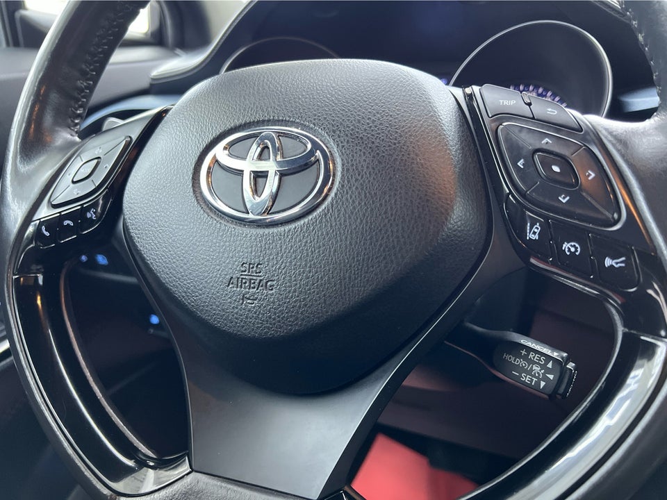 Toyota C-HR 1,8 Hybrid C-LUB Smart CVT 5d
