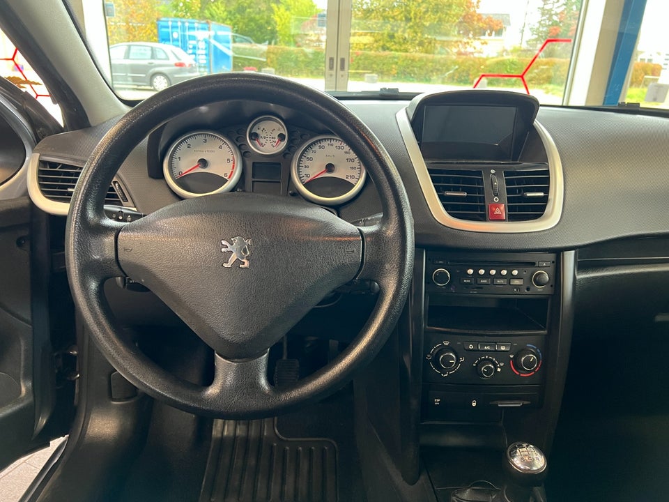 Peugeot 207 1,6 HDi 90 Comfort+ 5d