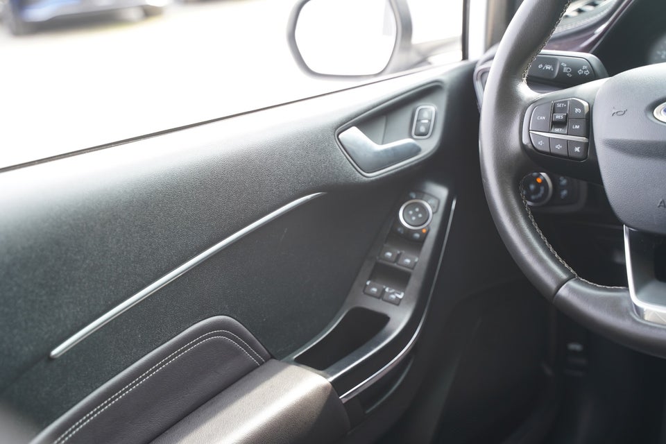 Ford Fiesta 1,0 EcoBoost Vignale 5d