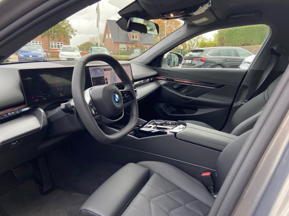 BMW i5 eDrive40 Sport Line 4d